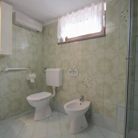 Ferienwohnung Fur 5 Personen Ca 50 Qm In Novigrad, Istrien Istrische Riviera - B60542 Апартаменты Karpinjan