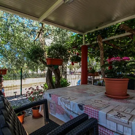 Ferienwohnung Fur 5 Personen Ca 50 Qm In Novigrad, Istrien Istrische Riviera - B60542 Апартаменты Karpinjan